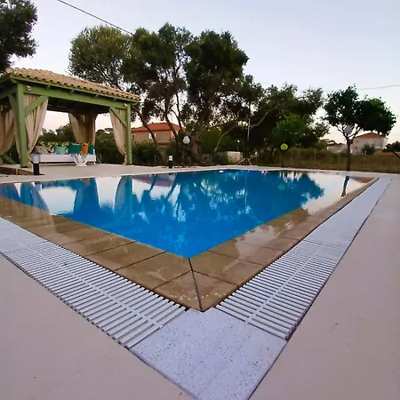 Sti Physi Hébergement de vacances *