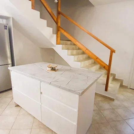 Sti Physi Дом отдыха